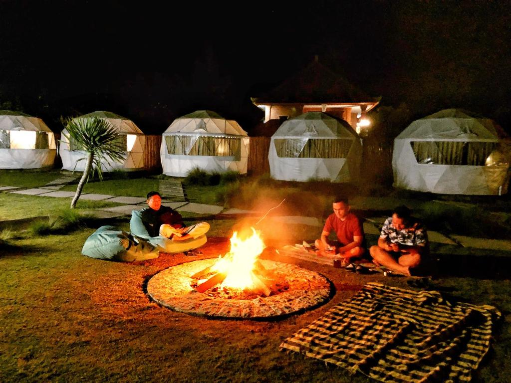 aktivitas outdoor keluarga