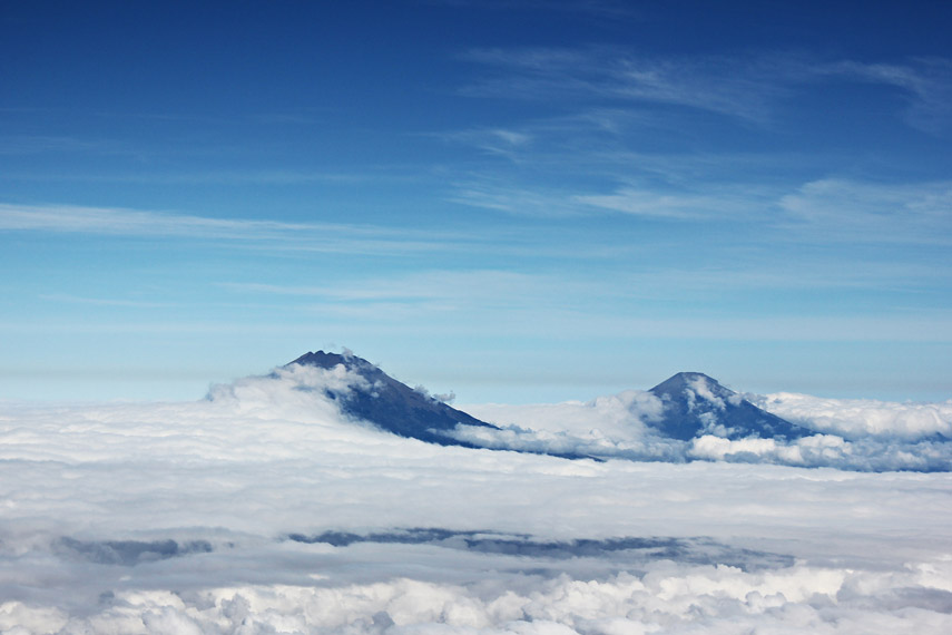 Menikmati Keindahan Surgawi di Gunung Merbabu