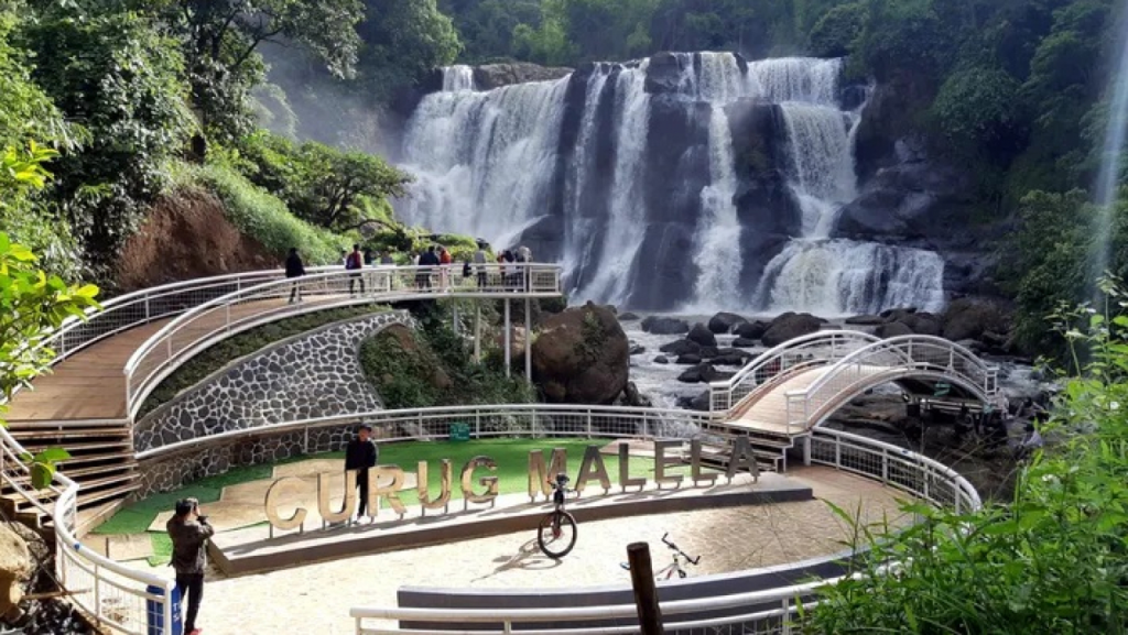 Adventure Seru 5 Spot Instagramable di Jawa Barat!