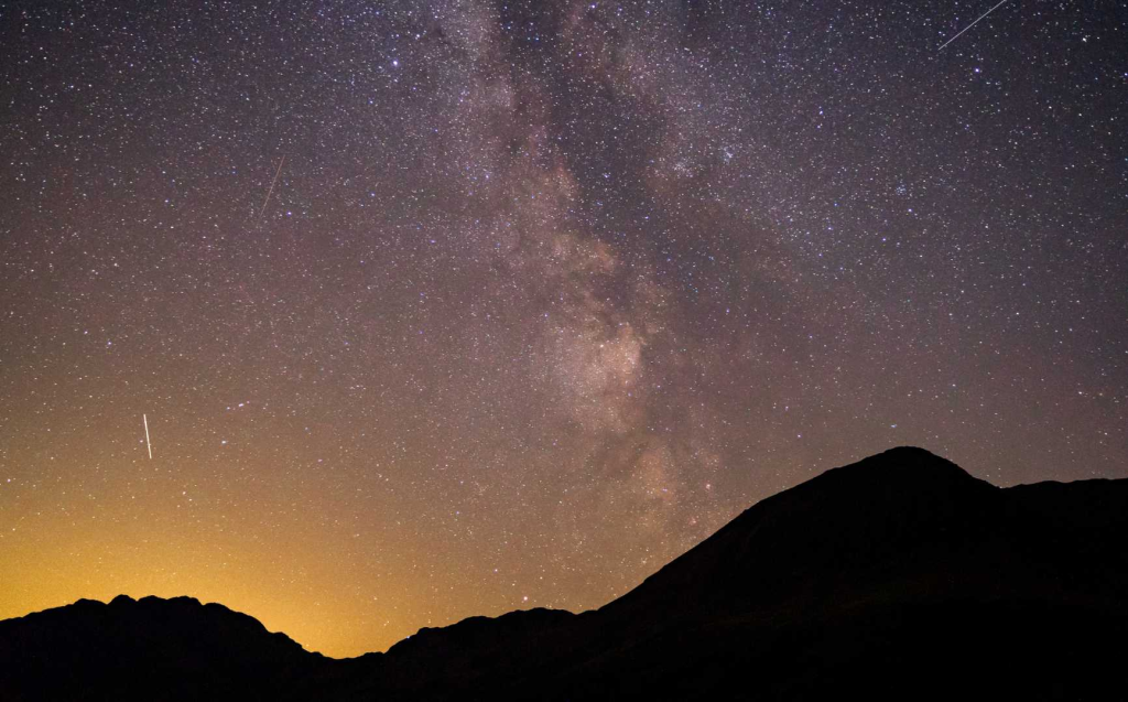 7 Dark-Sky Moonlit Kayak Paling Magis 2026